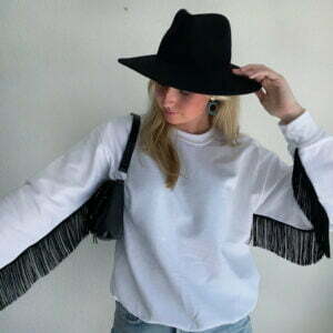 Sweater White - Black